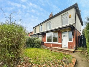 Front Of Property - click for photo gallery